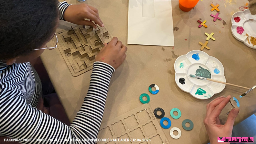 Atelier jeux en carton en découpe laser Pakomuzé au Musée suisse du Jeu