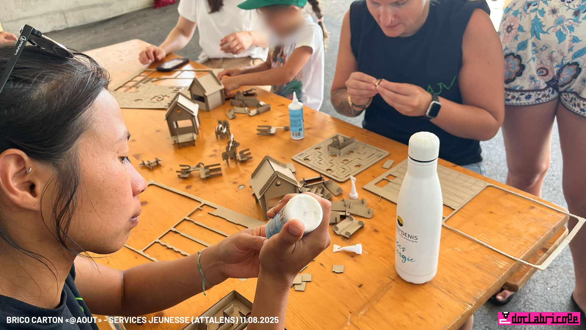 4 ateliers Brico carton - animations jeunesse