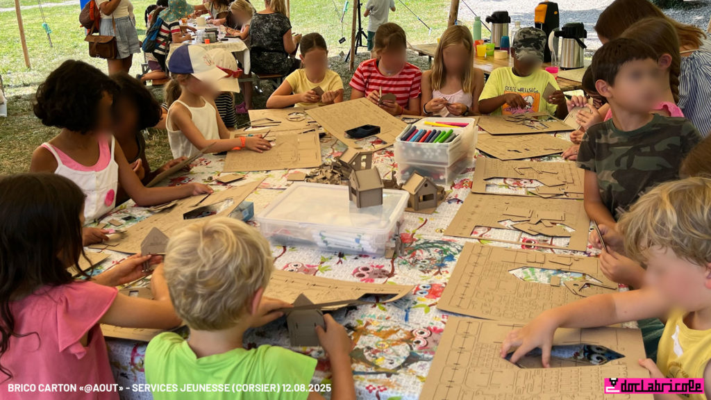 4 ateliers Brico carton – animations jeunesse